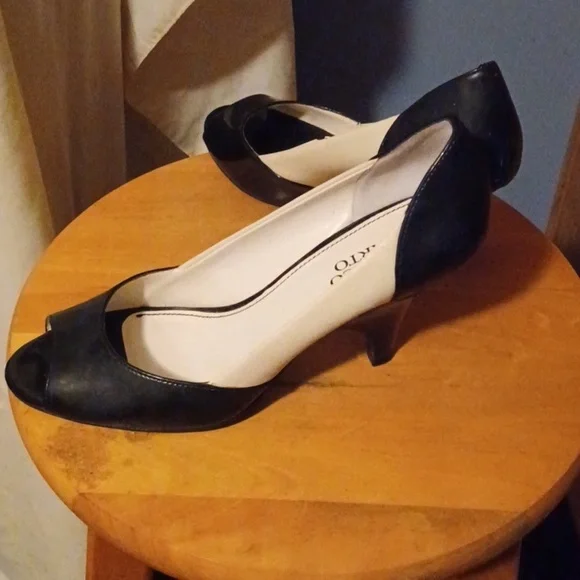 Franco Sarto Women's Crash Black/White Leather Peep Toe Slip On Pumps - Sz 8.5M - Picture 2 of 12
